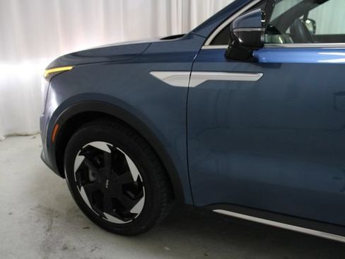 Used 2025 Kia Sorento SX Prestige AWD/4WD image 39