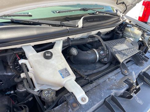 Used 2014 Chevrolet Express 1500 RWD image 40