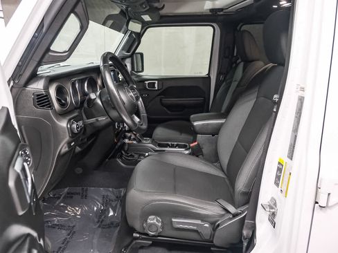 Used 2021 Jeep Gladiator Sport AWD/4WD image 20