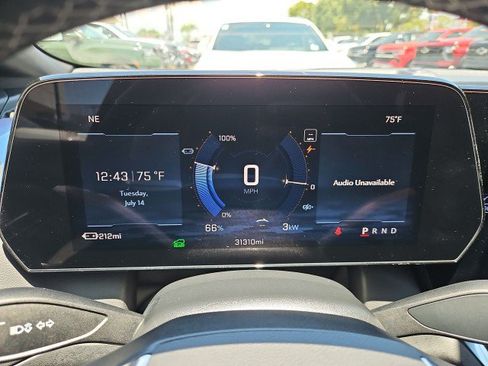 Used 2024 Chevrolet Equinox EV LT FWD image 12