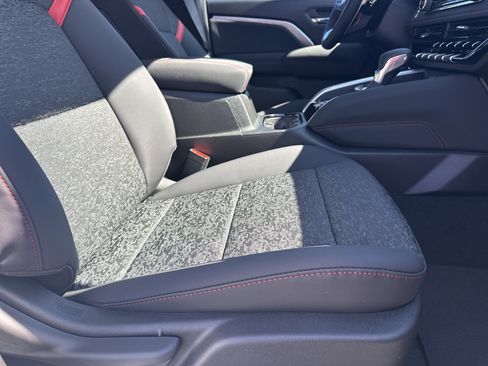 New 2026 Chevrolet Colorado Z71 image 15