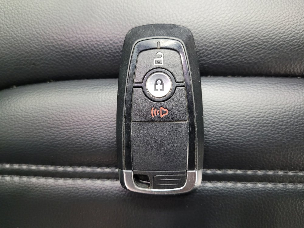 Used 2024 Ford Edge SEL AWD/4WD image 32