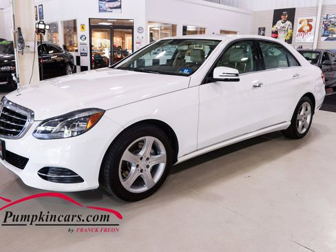 Used 2016 Mercedes-Benz E 350 4MATIC Sedan w/ Premium Package image 2