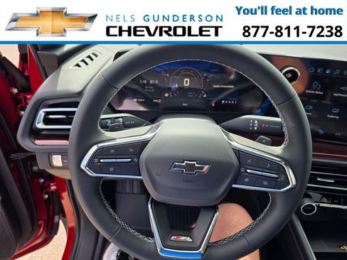 New 2026 Chevrolet Traverse Z71 w/ Driver Confidence Package AWD/4WD image 29