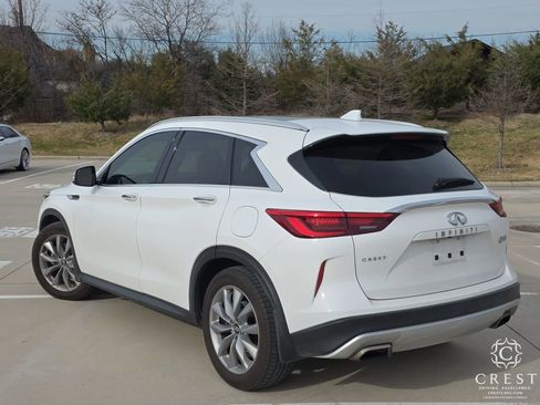 Used 2021 INFINITI QX50 Luxe image 3