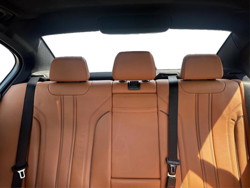 Used 2019 BMW 540i w/ Convenience Package RWD image 14