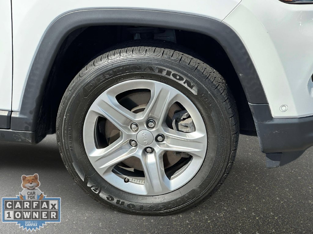Used 2023 Jeep Compass Latitude w/ Convenience Group AWD/4WD image 11