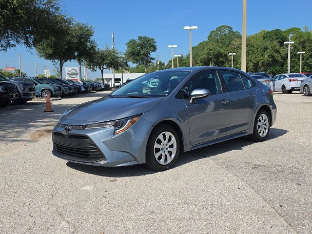 Used 2024 Toyota Corolla LE FWD image 4