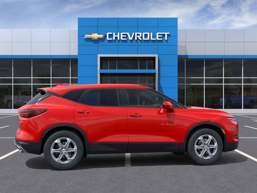 New 2026 Chevrolet Blazer LT AWD/4WD image 5