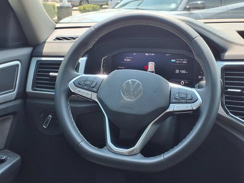 Used 2022 Volkswagen Atlas SE FWD image 22