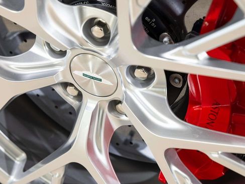 New 2026 Aston Martin Vanquish Convertible image 12