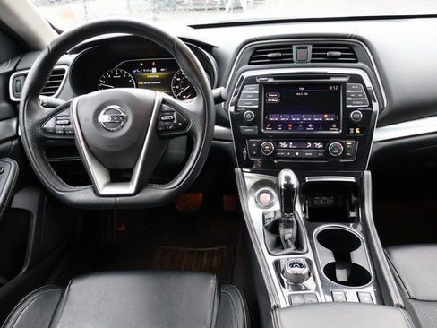 Used 2022 Nissan Maxima SV w/ Floor Mat Group image 7