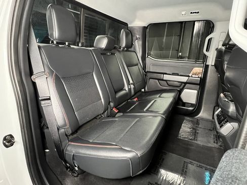 Used 2023 Ford F150 Lariat w/ Trailer Tow Package image 13