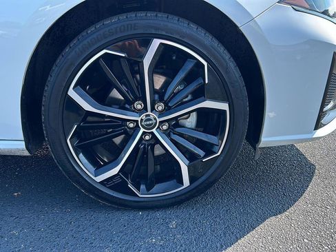 Used 2024 Nissan Altima 2.5 SR image 8