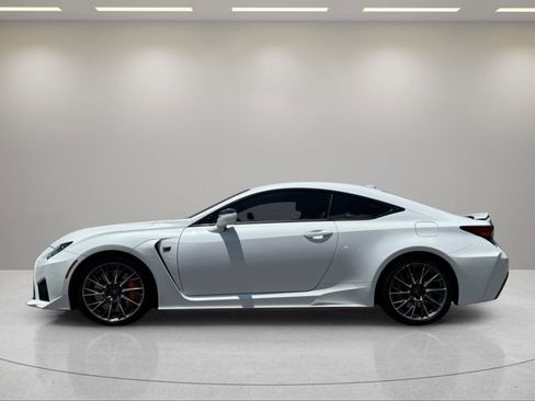 Used 2022 Lexus RC F w/ Premium Package RWD image 2