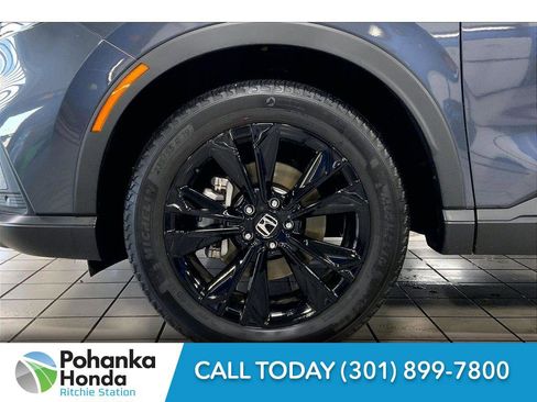 Used 2024 Honda CR-V Sport Touring image 8