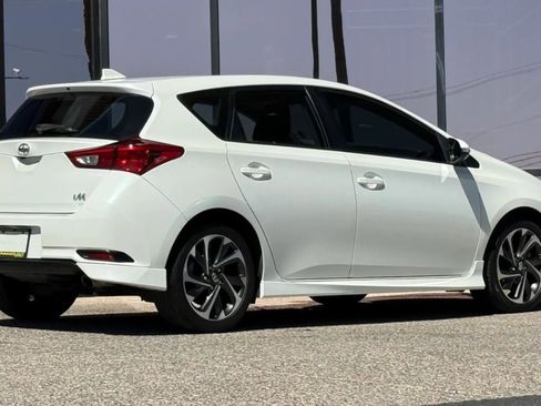 Used 2016 Scion iM image 9