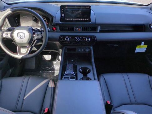 New 2025 Honda Pilot TrailSport image 13