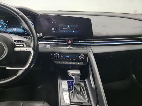 Used 2021 Hyundai Elantra Limited FWD image 20