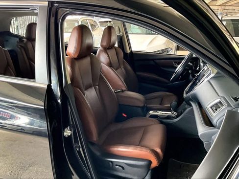 Used 2023 Subaru Ascent Touring image 8