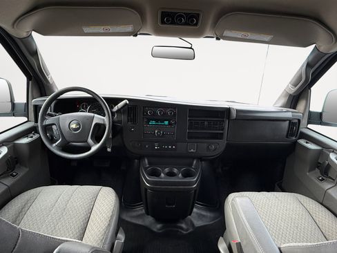 Used 2023 Chevrolet Express 3500 LS image 15