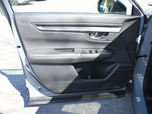 Used 2024 Honda CR-V Sport-L image 10