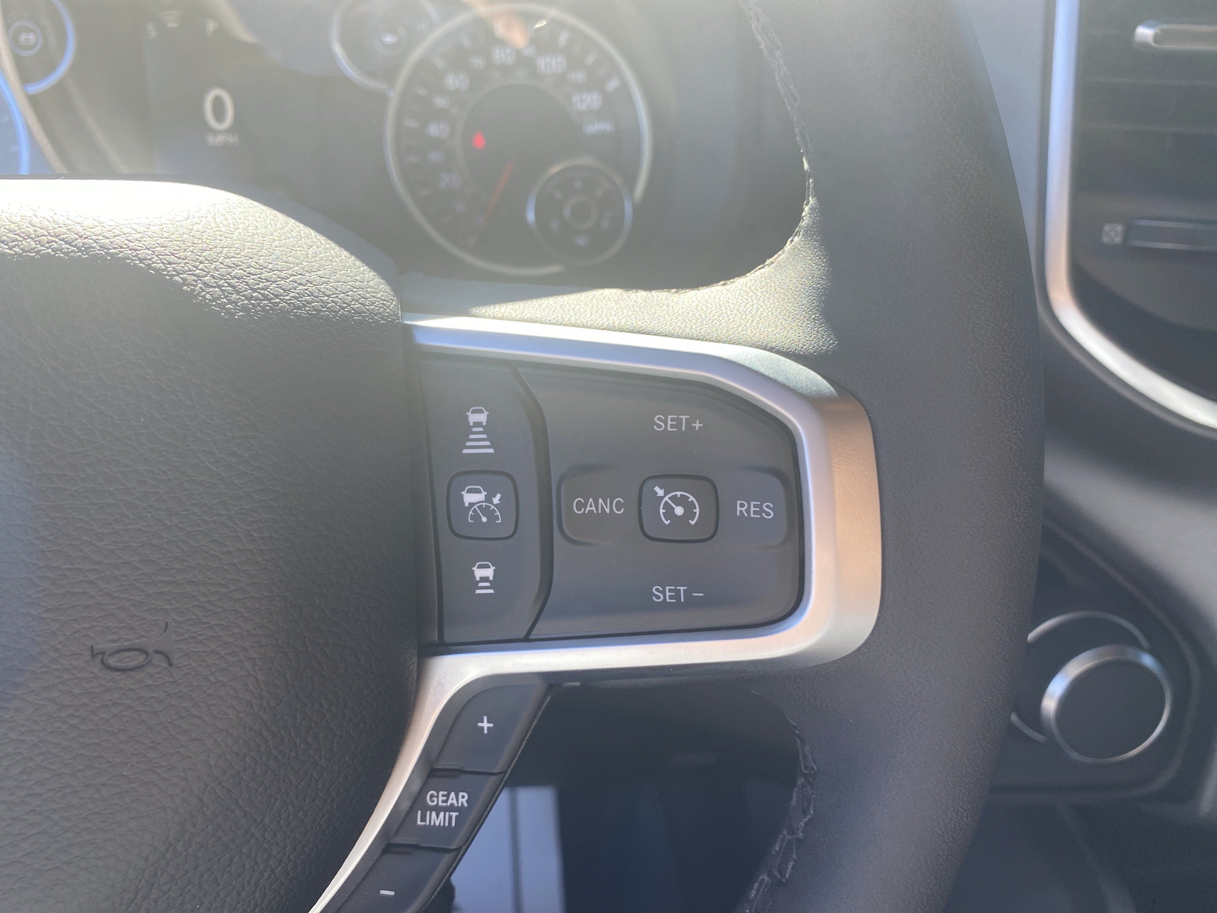 Used 2025 RAM 1500 Big Horn AWD/4WD image 12