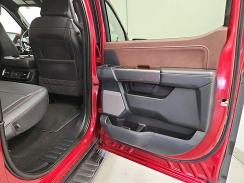 Used 2022 Ford F150 Lariat w/ Equipment Group 502A High image 39