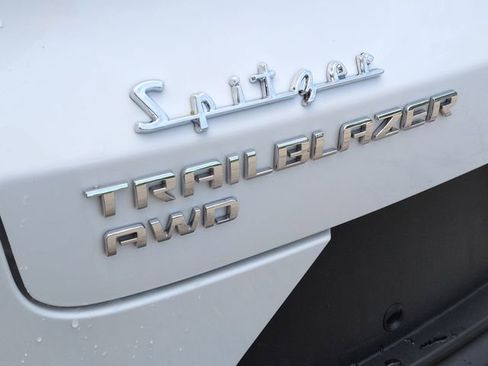 Used 2023 Chevrolet TrailBlazer LS AWD/4WD image 31