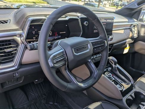 New 2026 GMC Canyon Denali w/ LPO, Denali Black Edition AWD/4WD image 12