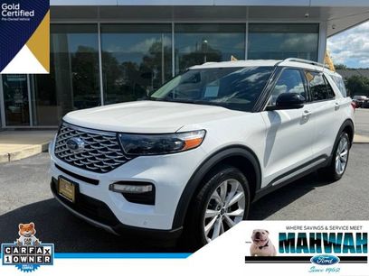 Certified 2023 Ford Explorer Platinum w/ Technology Package