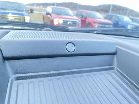 Certified 2020 Ford F150 Platinum w/ Equipment Group 701A Luxury image 41