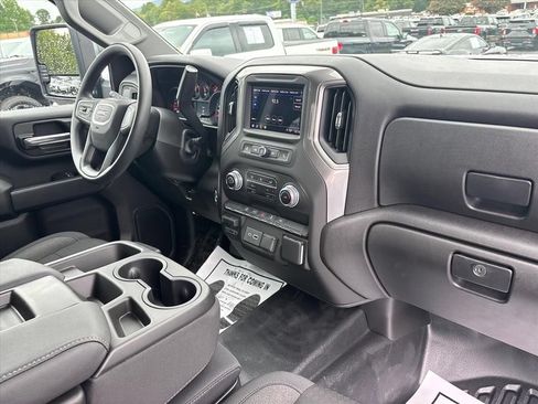 Used 2025 GMC Sierra 2500 Pro w/ Convenience Package RWD image 13