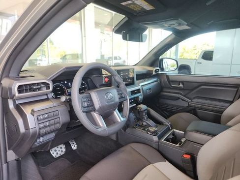 Certified 2025 Toyota Tacoma TRD Sport AWD/4WD image 15