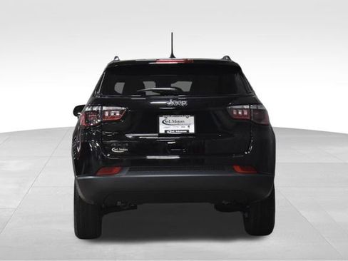 New 2026 Jeep Compass Latitude image 8