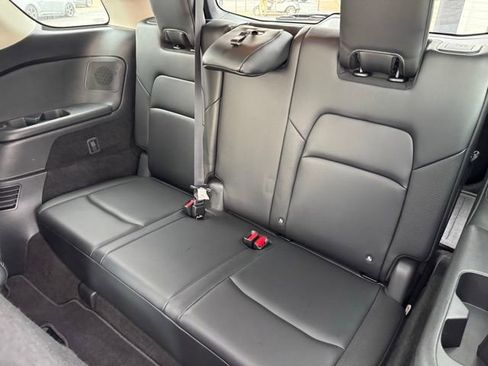 Used 2023 Nissan Pathfinder SL w/ SL Premium Package AWD/4WD image 24