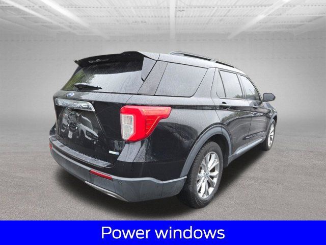 Used 2020 Ford Explorer XLT w/ Equipment Group 202A AWD/4WD image 9