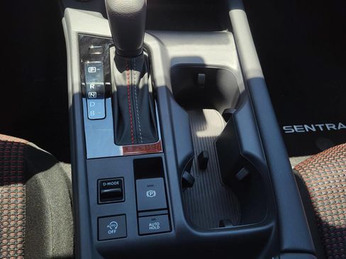 New 2026 Nissan Sentra SR FWD image 23