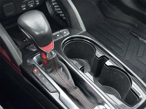 Used 2022 Chevrolet TrailBlazer RS w/ Sun and Liftgate Package image 33