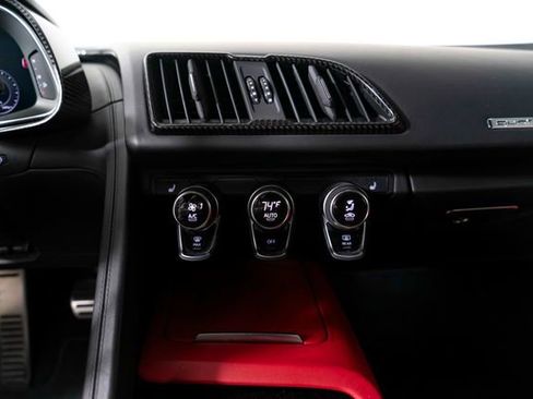 Used 2018 Audi R8 V10 plus image 20
