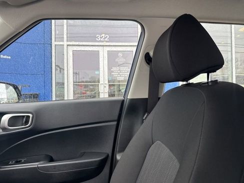 Used 2026 Hyundai Venue SE image 34