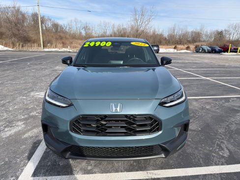 Used 2024 Honda HR-V Sport image 9