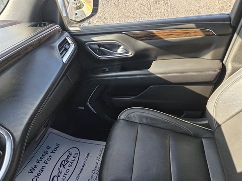 Used 2021 Chevrolet Suburban Premier image 22