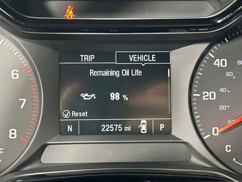 Used 2024 Chevrolet Trax LS w/ LS Convenience Package image 18