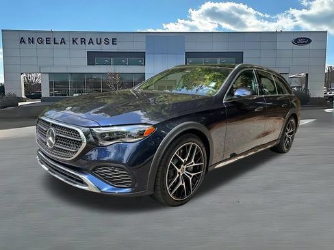 Used 2025 Mercedes-Benz E 450 4MATIC All-Terrain Wagon image 3