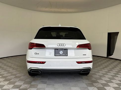 Used 2022 Audi Q5 2.0T Premium w/ Convenience Package AWD/4WD image 6