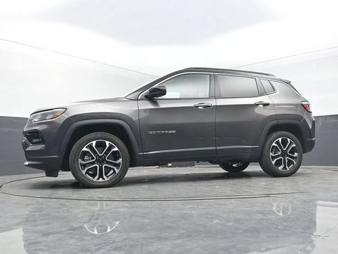 Used 2024 Jeep Compass Limited AWD/4WD image 38