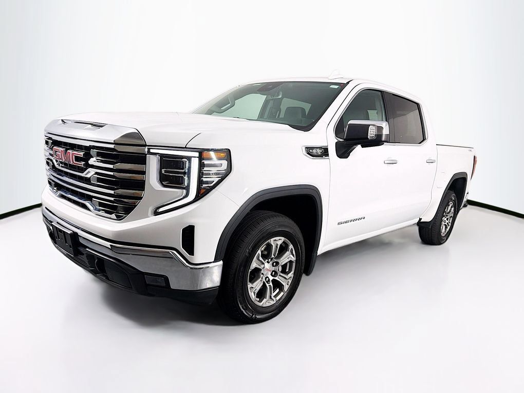 Used 2024 GMC Sierra 1500 SLT AWD/4WD image 3