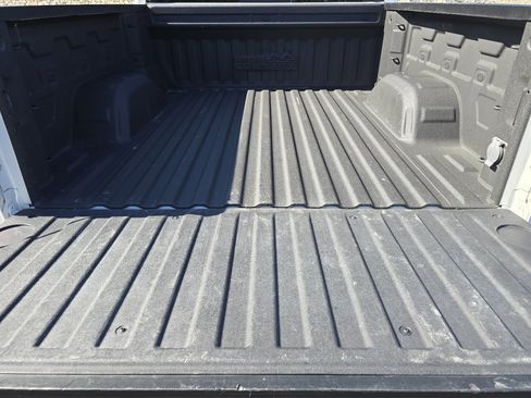 Used 2019 Chevrolet Silverado 1500 High Country w/ Technology Package image 34