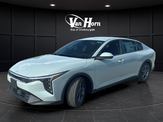 New 2026 Kia K4 FWD image 3